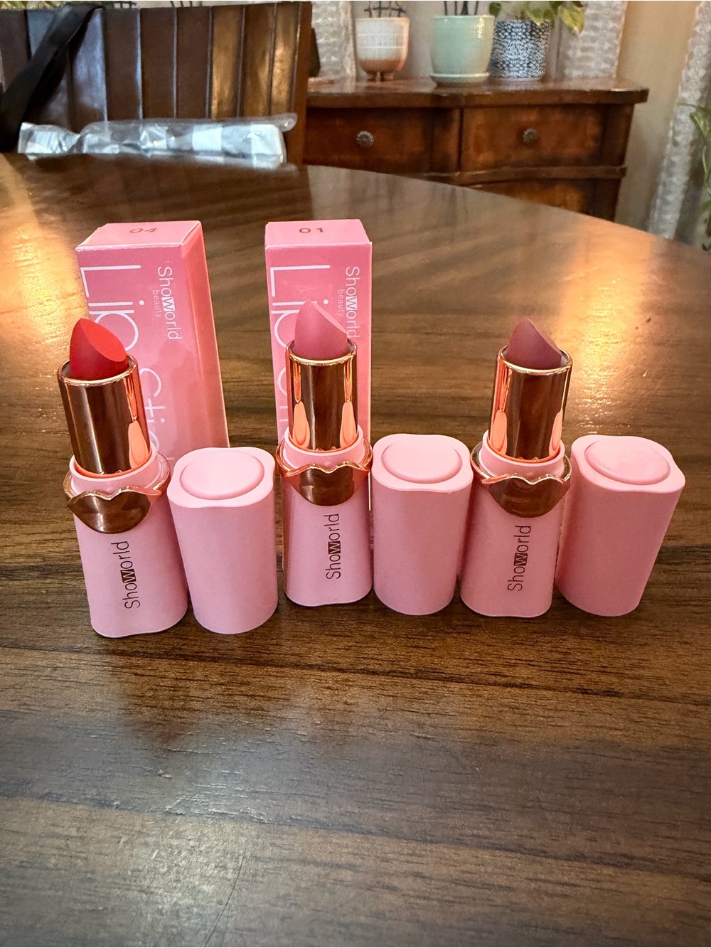 ShowWorld Lipstick Bundle – 3 Colors